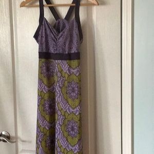 Ladies sun dress with built in shelf bra Guc